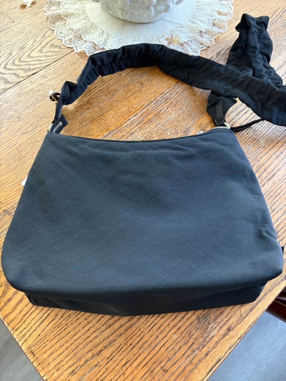 NEW  Lululemon athletica Black crossbody bag - Picture 4 of 5